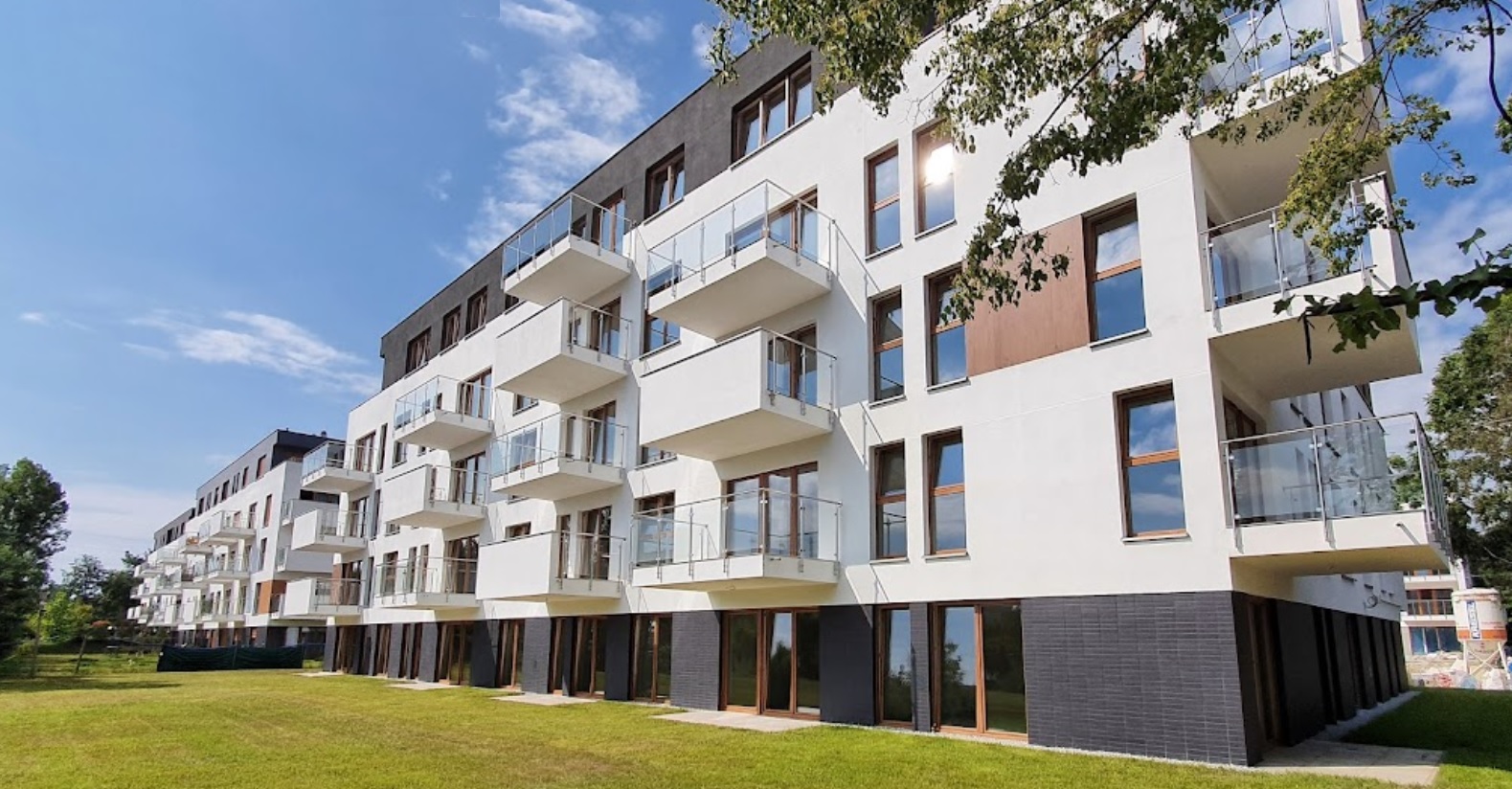 Odbiór mieszkania od dewelopera — osiedle Park Bażantów w Katowicach, wielorodzinny budynek deweloperski po odbiorze końcowym